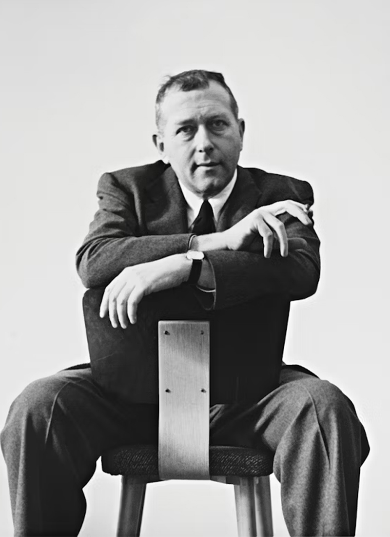 Marcel Breuer (1902-1981）